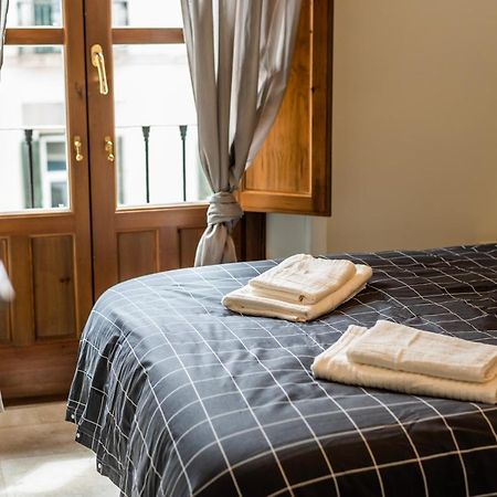 Tuguest Isabel La Catolica II Apartment Гранада Екстериор снимка