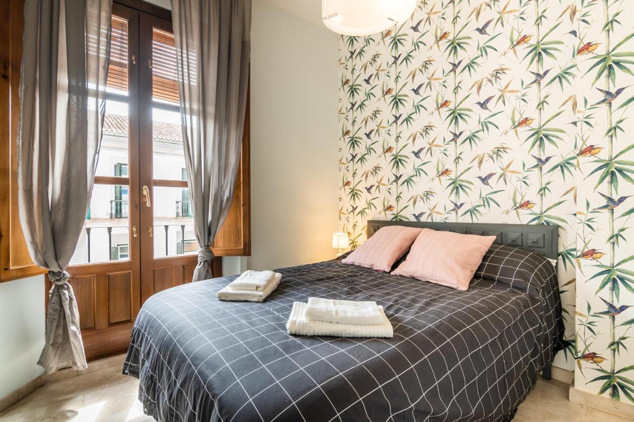 Tuguest Isabel La Catolica II Apartment Гранада Екстериор снимка