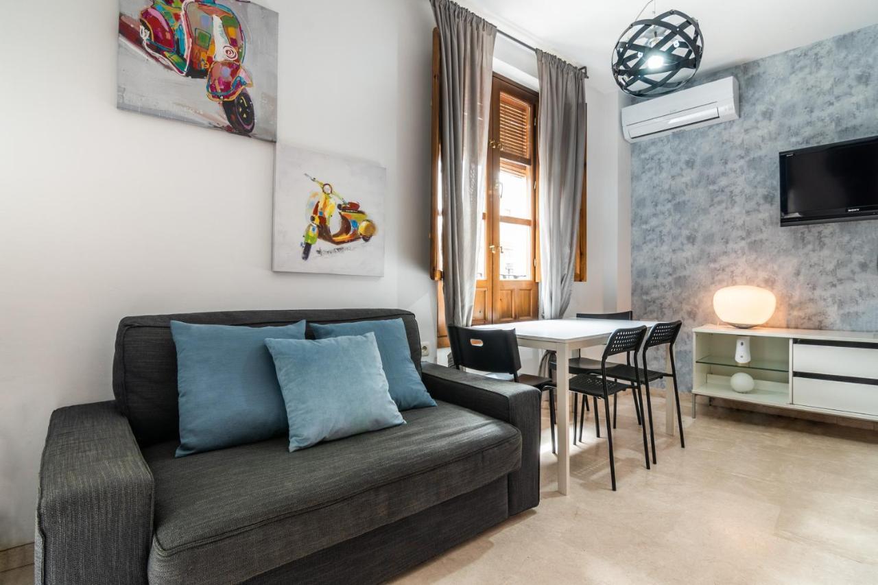 Tuguest Isabel La Catolica II Apartment Гранада Екстериор снимка