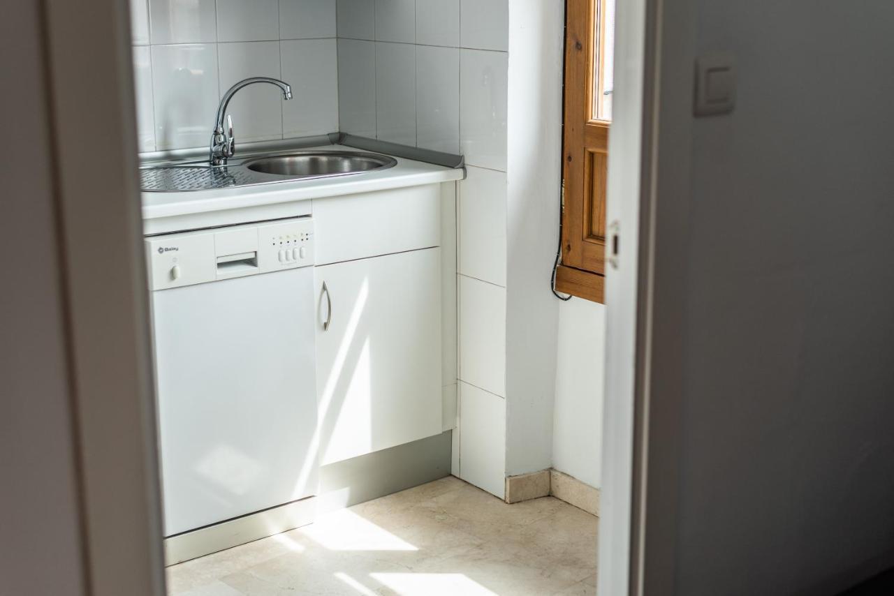 Tuguest Isabel La Catolica II Apartment Гранада Екстериор снимка