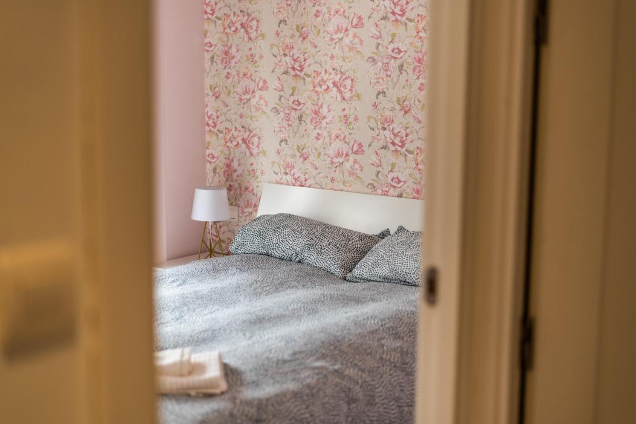 Tuguest Isabel La Catolica II Apartment Гранада Екстериор снимка